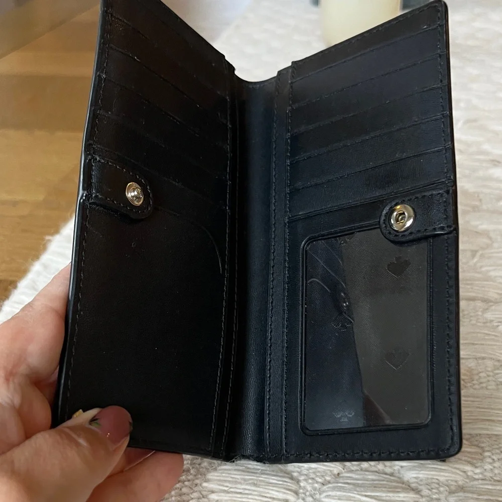 EUC Kate Spade Navy Blue Wallet with Penguin Design - Picture 7 of 7